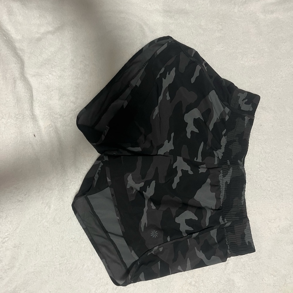 athleta camo shorts